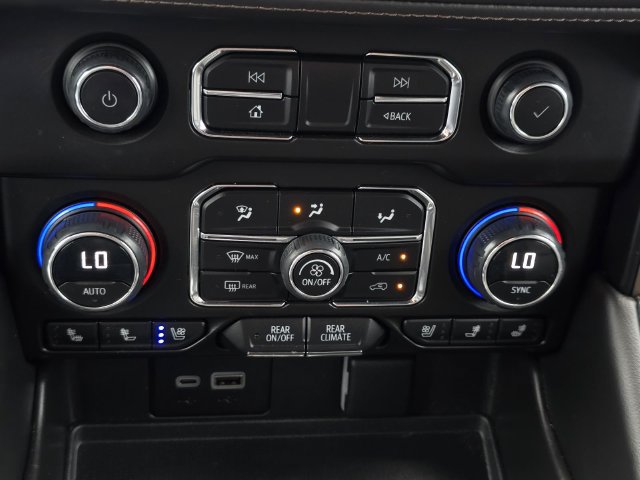 Used 2023 Chevrolet Tahoe High Country AWD/4WD image 23