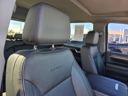 Used 2024 GMC Sierra 2500 Denali w/ Denali Reserve Package image 22