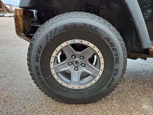 Used 2012 Jeep Wrangler Unlimited Sport AWD/4WD image 9