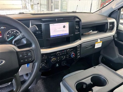 New 2026 Ford F250 XL w/ XL Chrome Package image 13