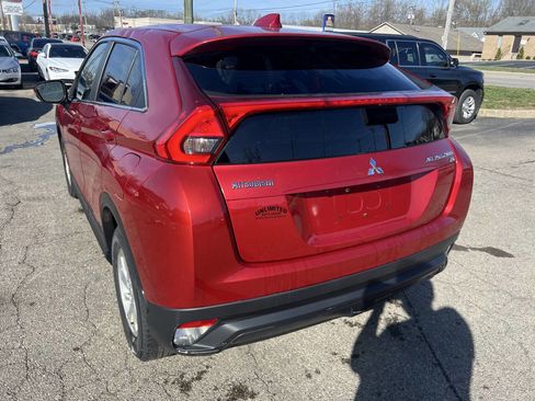 Used 2018 Mitsubishi Eclipse Cross ES image 12