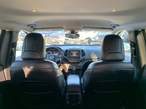 Used 2020 Jeep Cherokee Latitude Lux w/ Trailer Tow Group image 39