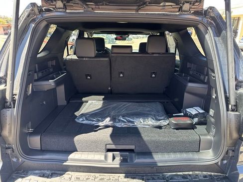 New 2025 Toyota 4Runner Limited AWD/4WD image 14