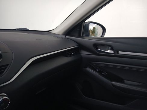 Used 2021 Nissan Altima 2.5 SV image 24