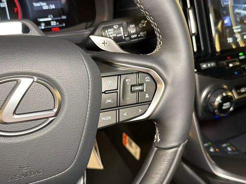 New 2026 Lexus LX 600 4WD w/ Luxury Package image 28