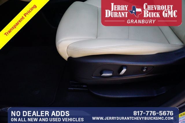 Used 2019 Cadillac XT5 FWD image 18