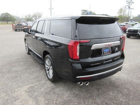 Used 2023 GMC Yukon XL Denali w/ LPO, Floor Liner Package AWD/4WD image 7