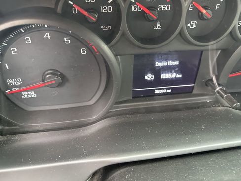 Used 2021 Chevrolet Silverado 1500 Custom image 9