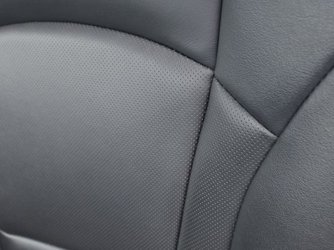 Used 2023 Buick Enclave Essence w/ Experience Buick Package image 25