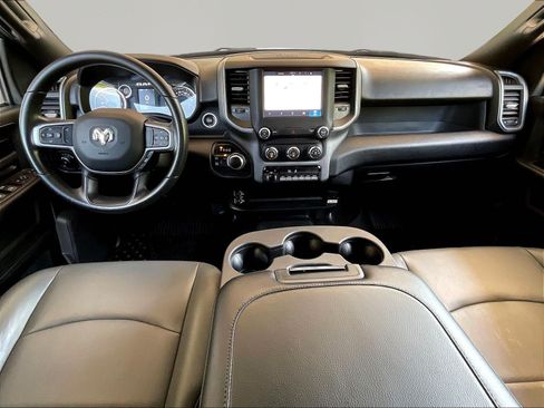 Used 2024 RAM 2500 Tradesman w/ Chrome Appearance Group AWD/4WD image 8