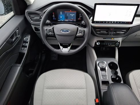 Certified 2024 Ford Escape Active w/ Tech Pack #1 image 6