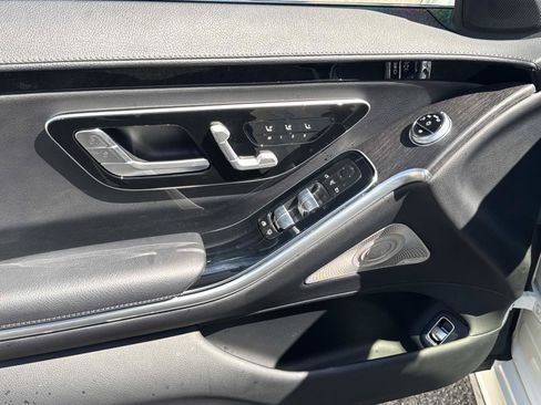 Used 2022 Mercedes-Benz S 500 4MATIC image 14