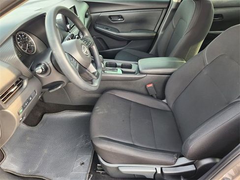 Used 2024 Nissan Sentra S image 13