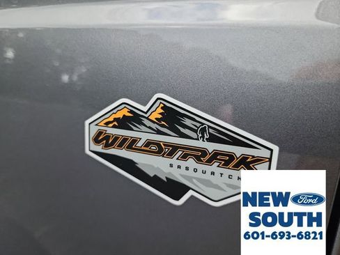 Used 2023 Ford Bronco Wildtrak image 36