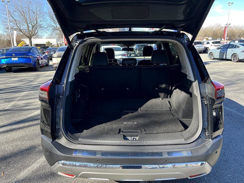 Certified 2023 Nissan Rogue Platinum w/ Platinum Premium Package image 32