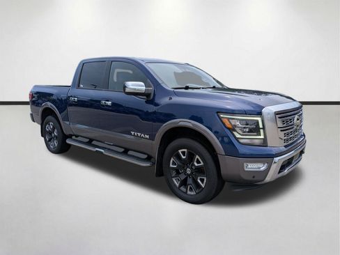 Used 2021 Nissan Titan Platinum Reserve w/ Moonroof Package AWD/4WD image 2
