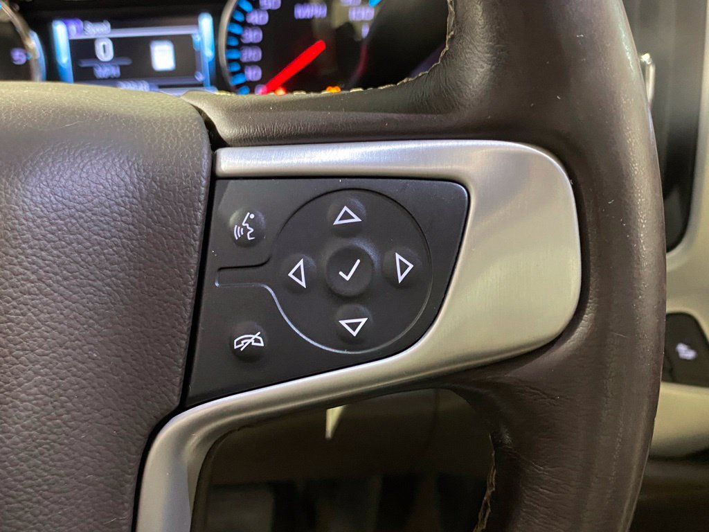 Used 2019 GMC Sierra 2500 SLT w/ LPO, Protection Package AWD/4WD image 33