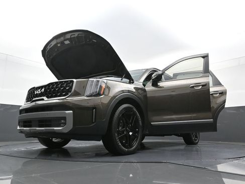 Used 2023 Kia Telluride SX X-Line AWD/4WD image 40