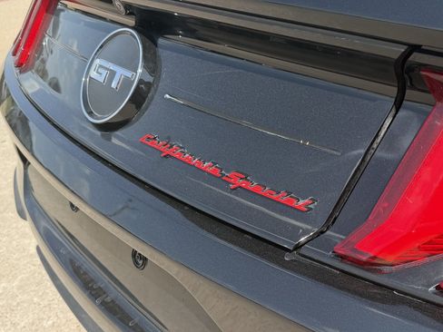 Used 2021 Ford Mustang GT Premium w/ Equipment Group 401A RWD image 33