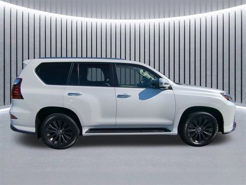 Used 2022 Lexus GX 460 Luxury image 4