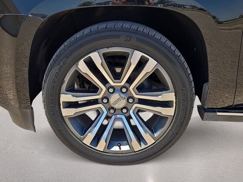Used 2019 GMC Yukon Denali w/ Denali Ultimate Package AWD/4WD image 10