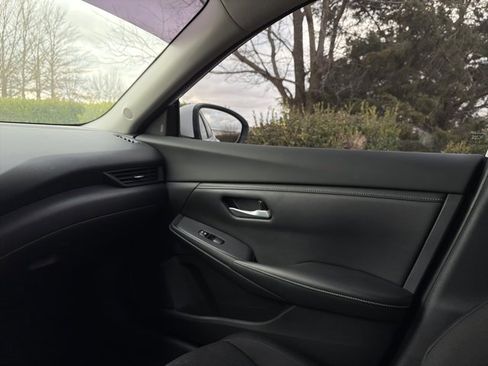 Used 2022 Nissan Sentra S image 22