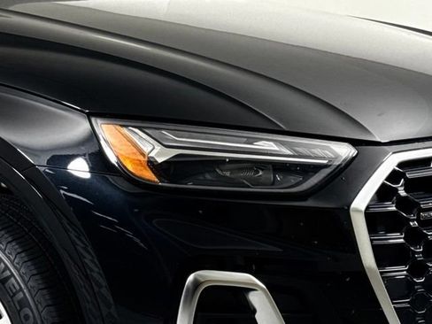 Used 2023 Audi Q5 2.0T Premium w/ Convenience Package AWD/4WD image 14