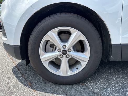 New 2024 Ford Edge SE AWD/4WD image 9