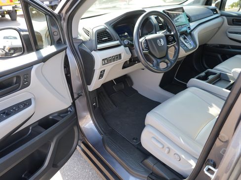 Used 2018 Honda Odyssey EX-L image 13