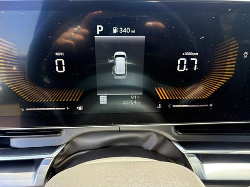 Used 2026 Kia Carnival FWD image 43