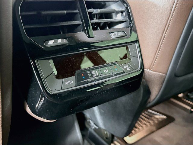 Certified 2024 BMW iX xDrive50 w/ Premium Package AWD/4WD image 27