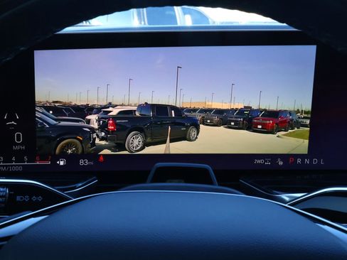 Used 2025 Cadillac Escalade Sport w/ Touring Package image 39