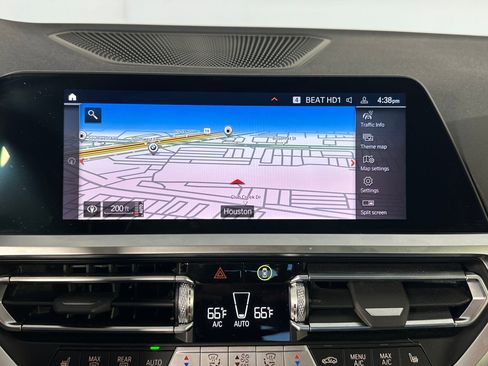 Used 2023 BMW 430i Coupe w/ Premium Package image 27