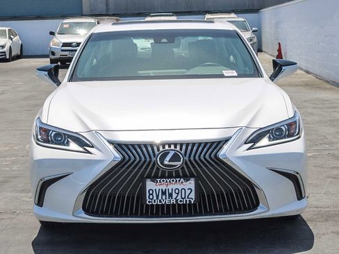 Used 2021 Lexus ES 350 w/ Accessory Package FWD image 2