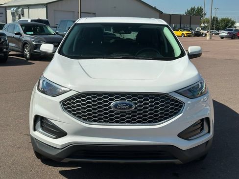 Used 2024 Ford Edge SEL AWD/4WD image 36