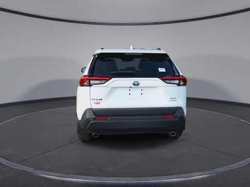 Certified 2024 Toyota RAV4 XLE AWD/4WD image 7