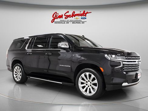 Used 2023 Chevrolet Suburban Premier AWD/4WD image 1