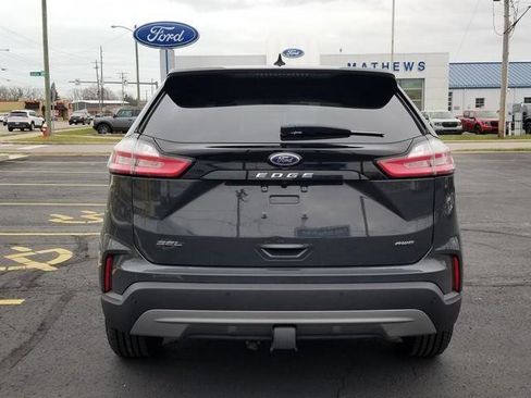 Used 2021 Ford Edge SEL w/ Convenience Package image 5