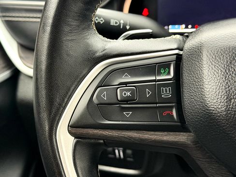 Used 2022 Jeep Grand Cherokee L Limited image 14