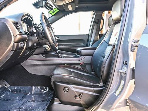 Used 2025 Dodge Durango GT image 18
