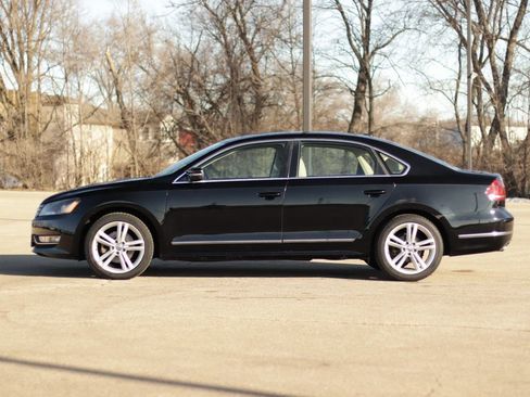 Used 2014 Volkswagen Passat TDI SEL Premium image 4