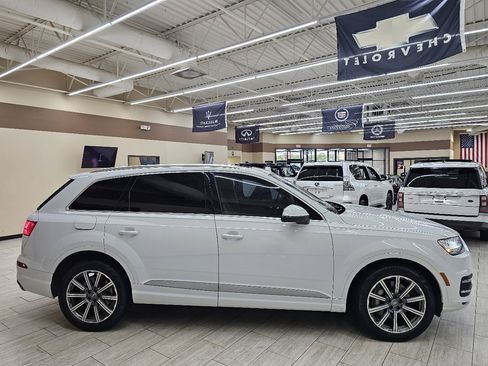 Used 2018 Audi Q7 3.0T Prestige w/ Prestige Package image 5