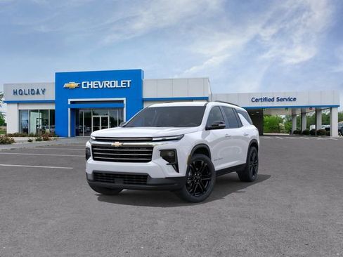 New 2026 Chevrolet Traverse LT FWD image 8