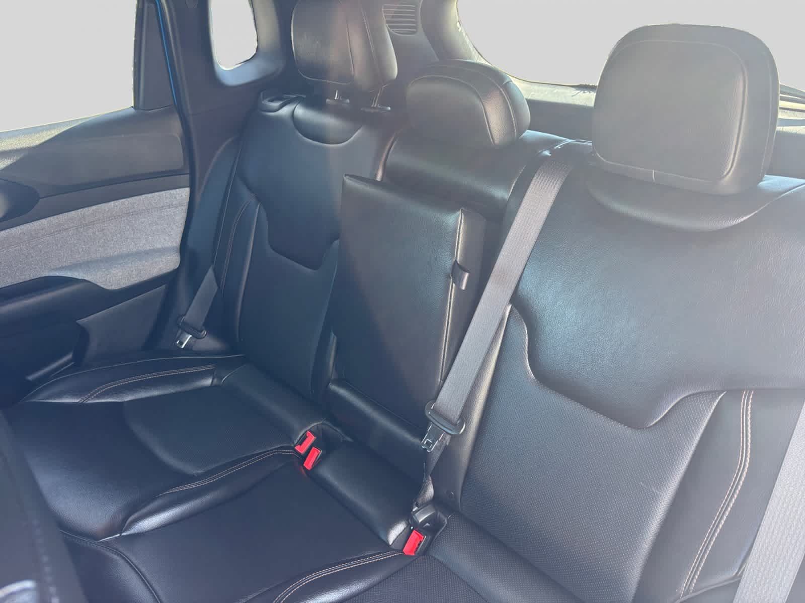 Used 2023 Jeep Compass Latitude AWD/4WD image 12