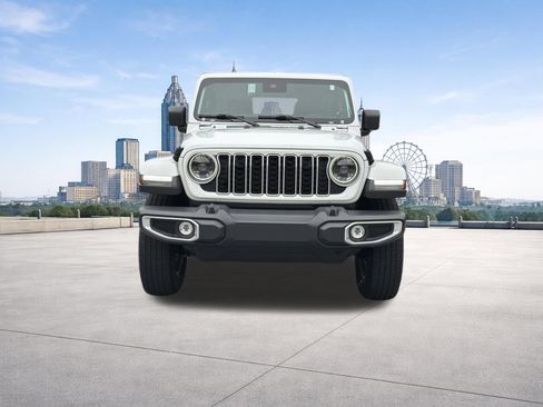 Used 2025 Jeep Wrangler Unlimited Sahara AWD/4WD image 31