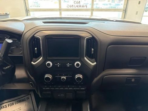 Used 2019 GMC Sierra 1500 AT4 w/ AT4 Premium Package AWD/4WD image 23
