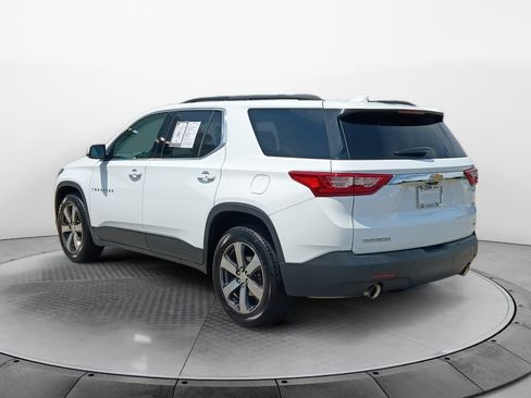 Used 2019 Chevrolet Traverse LT w/ LT Premium Package FWD image 5