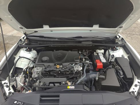 Used 2023 Toyota Camry SE image 32