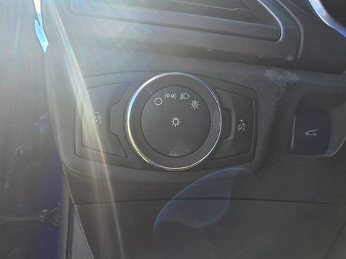 Used 2016 Ford Fusion SE FWD image 18