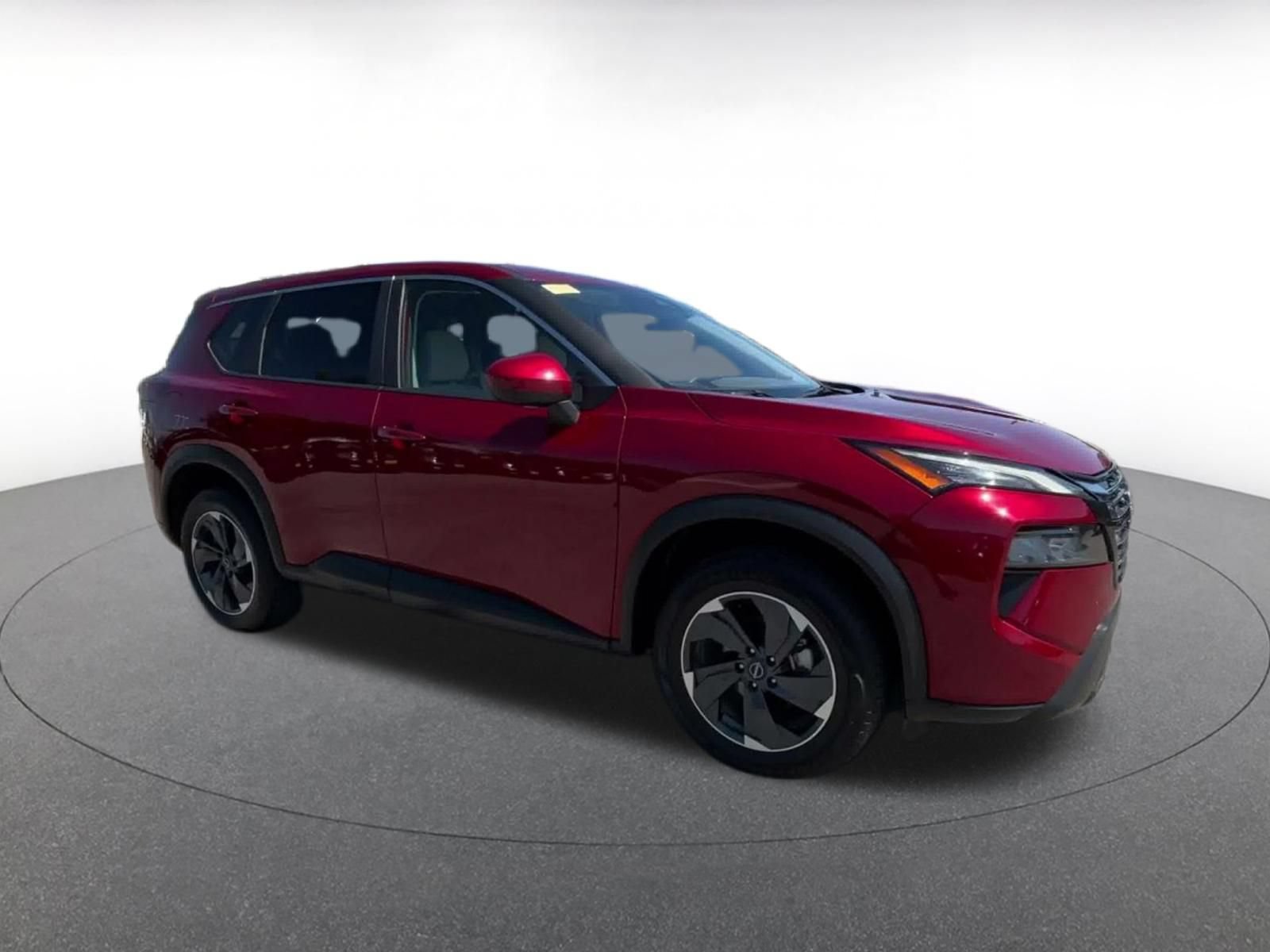 Used 2025 Nissan Rogue SV AWD/4WD image 2